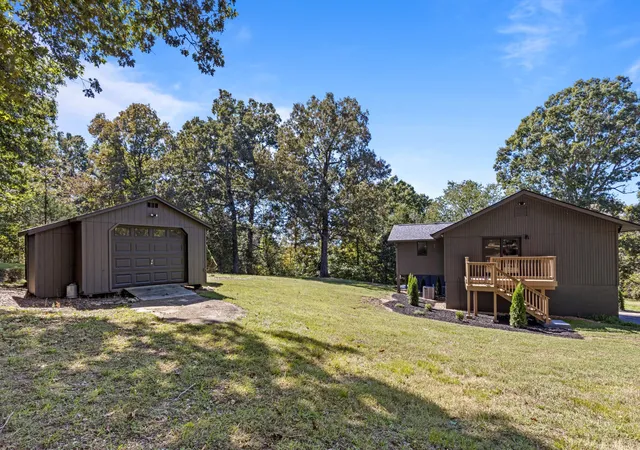 Photo 3 of Single family home for sale at 7583 Coolidge Ln, Ooltewah, TN 37363 | MLS# 3613296 | Listing updated on 2026-10-08