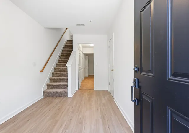 Photo 3 of Townhouse for sale at 477 Huntington Ridge Dr, Nashville, TN 37211 | MLS# 3615120 | Listing updated on 2026-10-10
