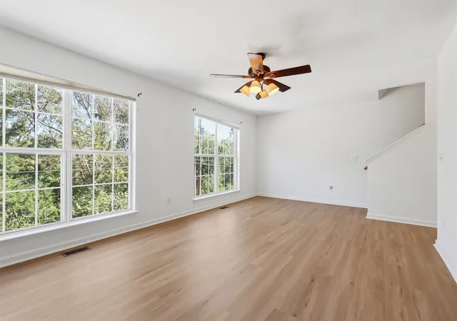 Photo 4 of Townhouse for sale at 477 Huntington Ridge Dr, Nashville, TN 37211 | MLS# 3615120 | Listing updated on 2026-10-10