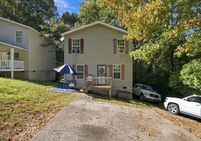 Single family home for sale at 915 Sylvan Ave, Chattanooga, TN 37411 | MLS# 3613308