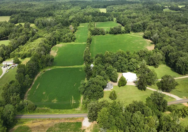 Photo 1 of Sale Pending at 9601 Old Mayfield Rd, Boaz, KY 42027 | MLS# 3614416 | Listing updated on 2026-10-12