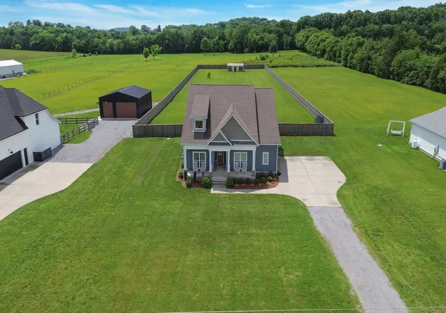 Photo 1 of Single family home for sale at 7890 Poplar Hl Rd, Watertown, TN 37184 | MLS# 3614411 | Listing updated on 2026-10-08