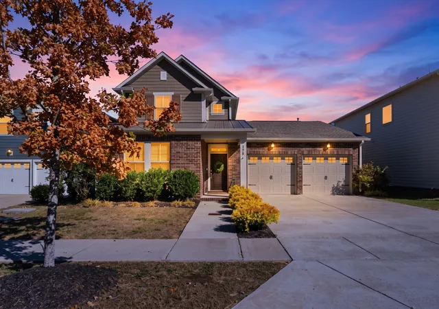 Photo 2 of Single family home for sale at 175 Picasso Cir, Hendersonville, TN 37075 | MLS# 3615084 | Listing updated on 2026-10-08