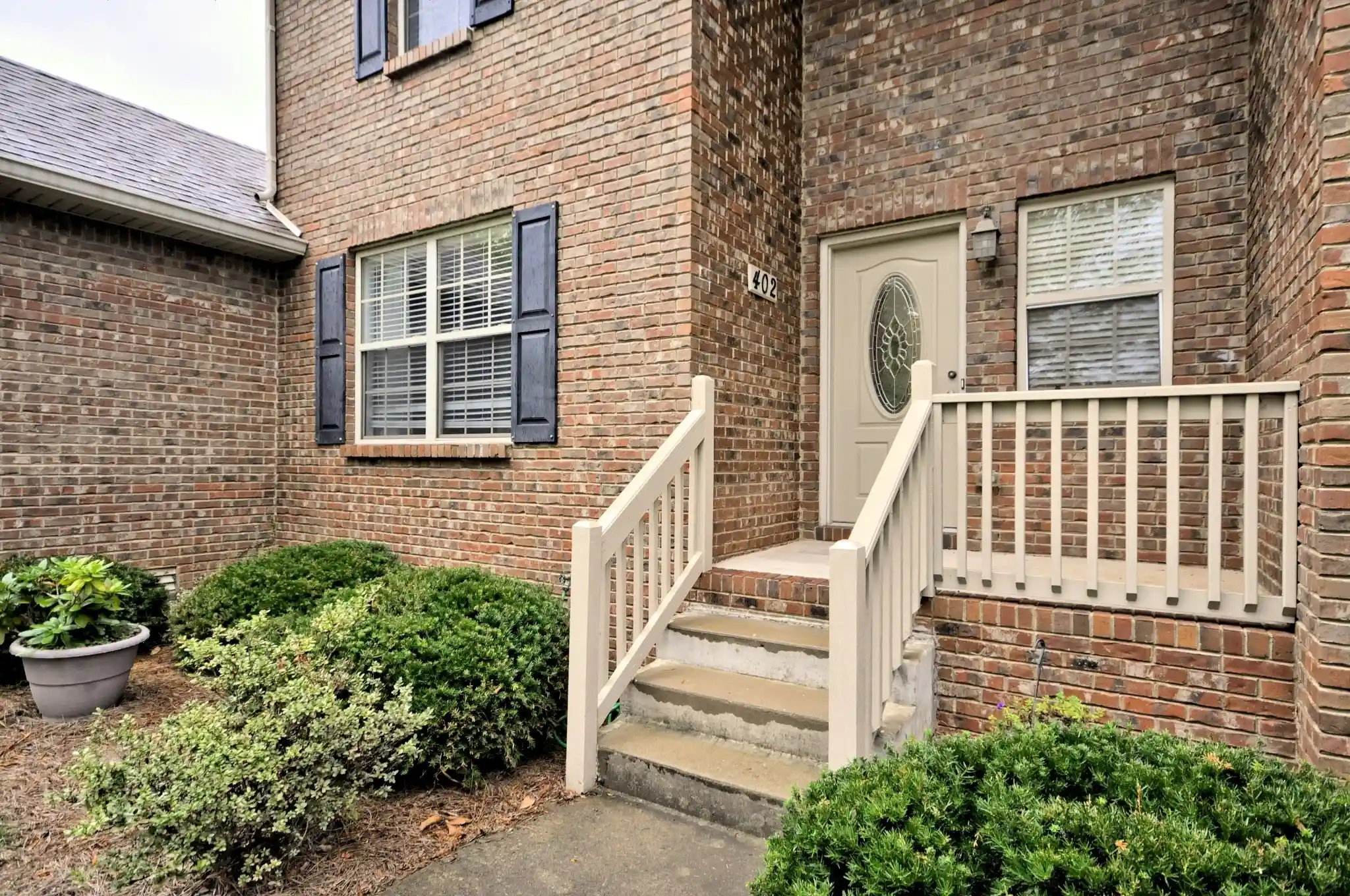 Photo 3 of Townhouse for sale at 135 Excell Rd #402, Clarksville, TN 37043 | MLS# 3615061 | Listing updated on 2026-10-08