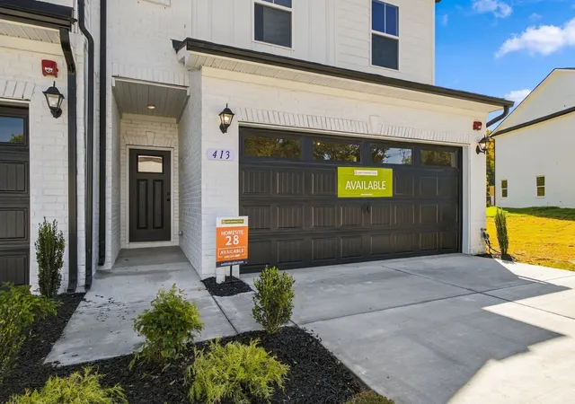 Photo 3 of Townhouse for sale at 413 Kingsbury Dr, Gallatin, TN 37066 | MLS# 3614514 | Listing updated on 2026-10-10