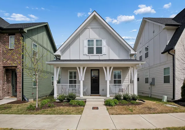Single family home for sale at 155 Oasis Dr, La Vergne, TN 37086 | MLS# 3619374