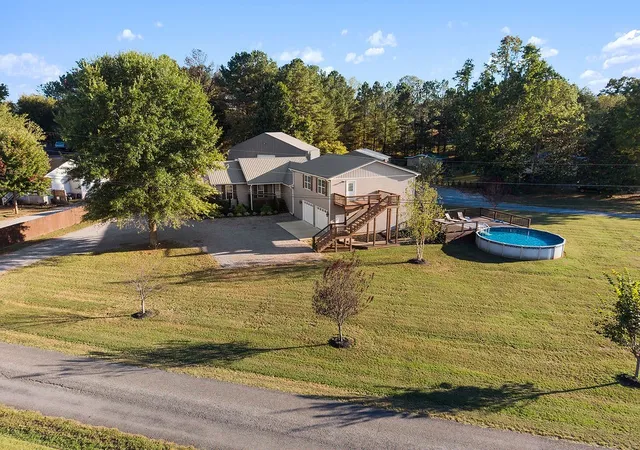 Single family home for sale at 32 Mcgee Rd, McMinnville, TN 37110 | MLS# 3615087