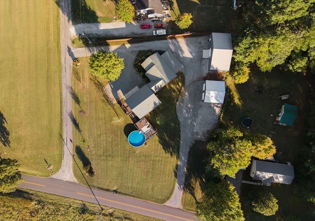 Photo 4 of Single family home for sale at 32 Mcgee Rd, Mc Minnville, TN 37110 | MLS# 3615087 | Listing updated on 2026-10-10
