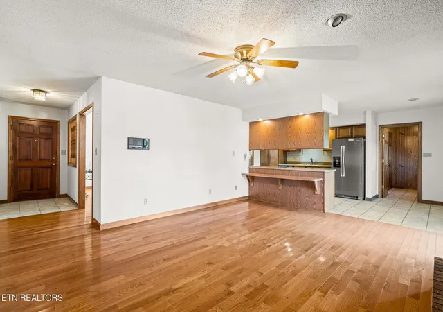 Photo 3 of Single family home for sale at 203 Kathryn Dr, Seymour, TN 37865 | MLS# 3614551 | Listing updated on 2026-10-08