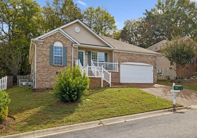 Photo 1 of Single family home for sale at 121 Summit Run Pl, Hermitage, TN 37076 | MLS# 3619755 | Listing updated on 2026-10-28