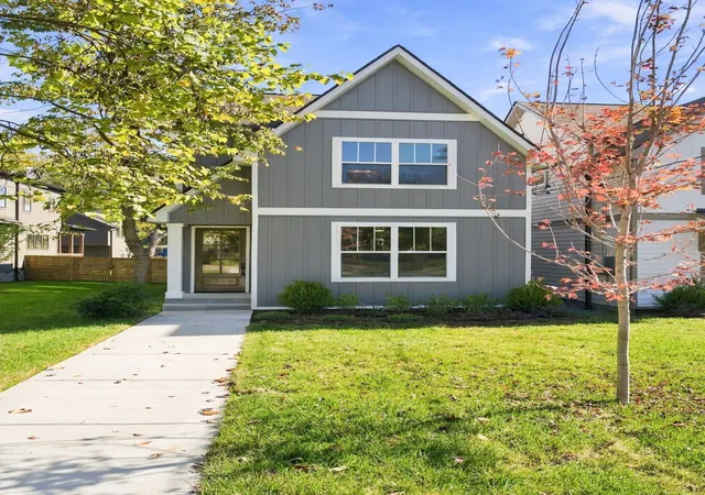 Photo 1 of Single family home for sale at 1423 Pennock Ave #B, Nashville, TN 37207 | MLS# 3629637 | Listing updated on 2026-10-30