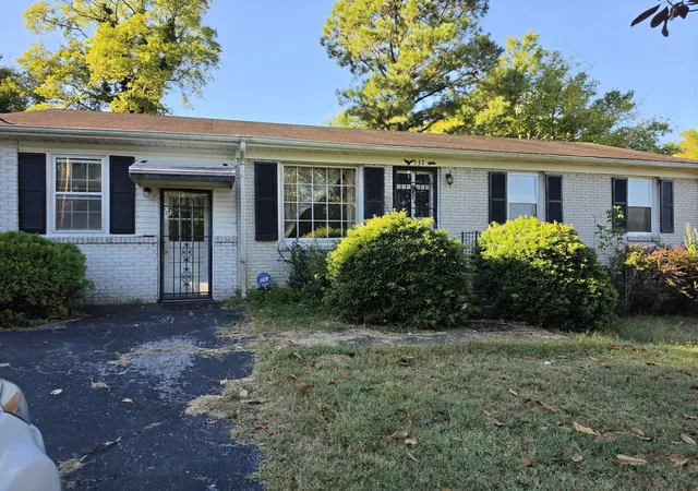 Photo 3 of Single family home for sale at 537 Park St, Pulaski, TN 38478 | MLS# 3615165 | Listing updated on 2026-10-08