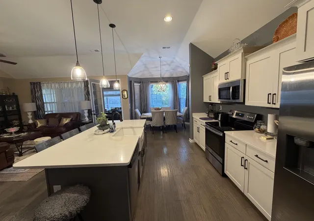 Photo 3 of Single family home for sale at 125 Laurel Glen Dr, Oakland, TN 38060 | MLS# 3615046 | Listing updated on 2026-10-08