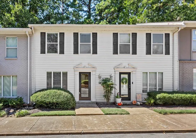 Photo 1 of Townhouse for sale at 7455 S Germantown Sq, Germantown, TN 38138 | MLS# 3615049 | Listing updated on 2026-10-08