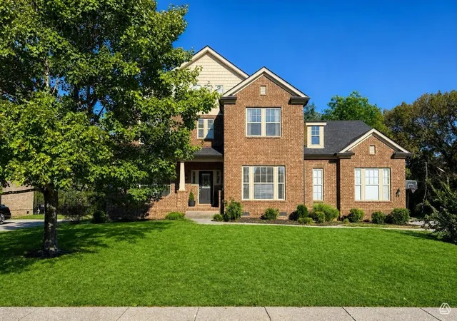 Photo 1 of Single family home for sale at 1042 Cantwell Pl, Spring Hill, TN 37174 | MLS# 3619582 | Listing updated on 2026-10-29