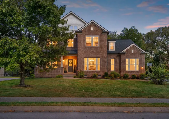 Photo 4 of Single family home for sale at 1042 Cantwell Pl, Spring Hill, TN 37174 | MLS# 3619582 | Listing updated on 2026-10-29