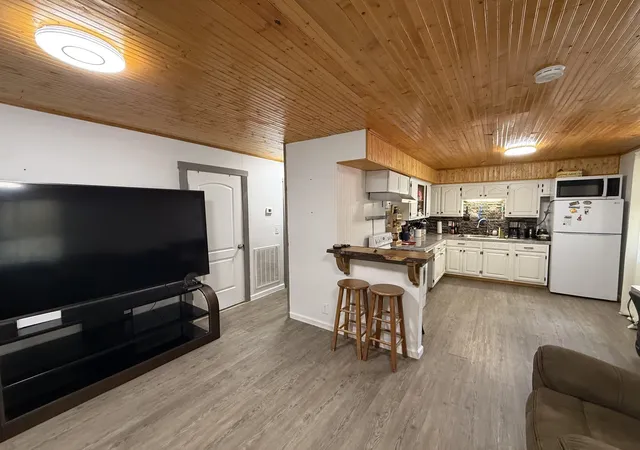 Photo 4 of Townhouse for sale at 1320 Tulip Grv Rd, Hermitage, TN 37076 | MLS# 3624331 | Listing updated on 2026-10-24