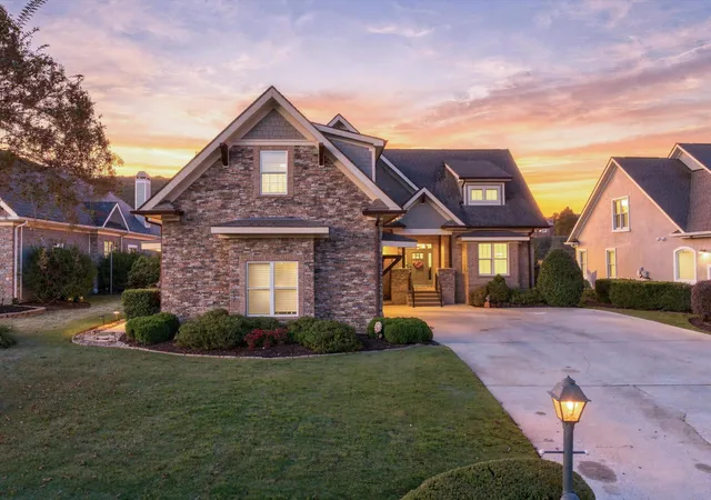 Photo 2 of Single family home for sale at 766 Black Crk Dr, Chattanooga, TN 37419 | MLS# 3615071 | Listing updated on 2026-10-08
