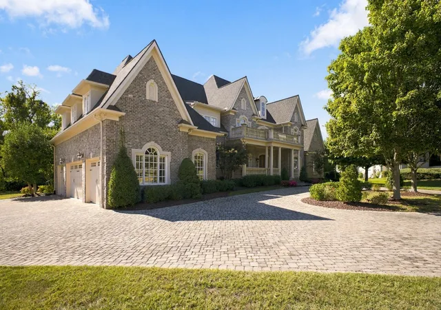Photo 3 of Mansion for sale at 9565 Yellow Finch Ct, Brentwood, TN 37027 | MLS# 3615217 | Listing updated on 2026-10-10