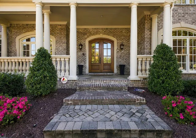 Photo 3 of Single family home for sale at 9565 Yellow Finch Ct, Brentwood, TN 37027 | MLS# 3615217 | Listing updated on 2026-10-10