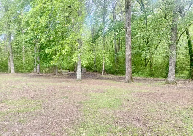 Photo 4 of Manufactured home for sale at 2273 Holcomb Rd, Mc Minnville, TN 37110 | MLS# 3618723 | Listing updated on 2026-10-09