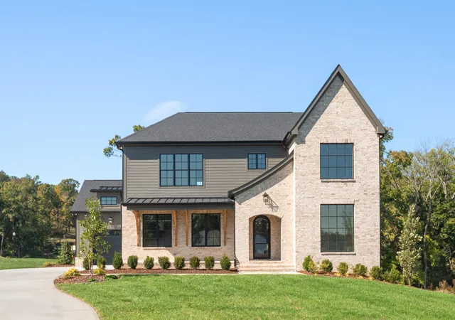 Photo 1 of Mansion for sale at 1695 Hyneman Ct, Brentwood, TN 37027 | MLS# 3621043 | Listing updated on 2026-10-29