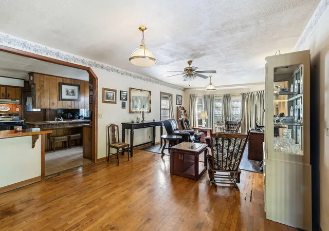 Photo 2 of Single family home for sale at 1201 Harrison Pike, Cleveland, TN 37311 | MLS# 3615107 | Listing updated on 2026-10-08