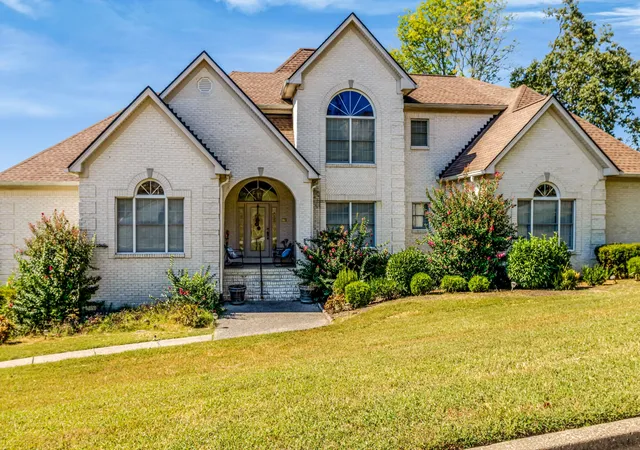 Photo 1 of Single family home for sale at 8105 Chaseview Ct, Nashville, TN 37221 | MLS# 3615677 | Listing updated on 2026-10-09