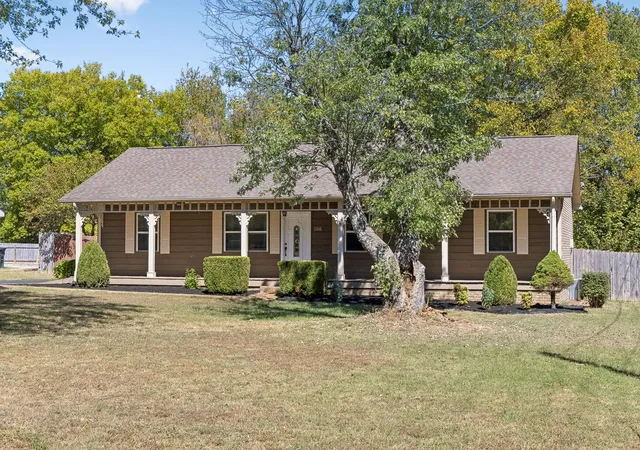 Photo 4 of Single family home for sale at 106 Brooklawn Dr, White House, TN 37188 | MLS# 3615224 | Listing updated on 2026-10-08
