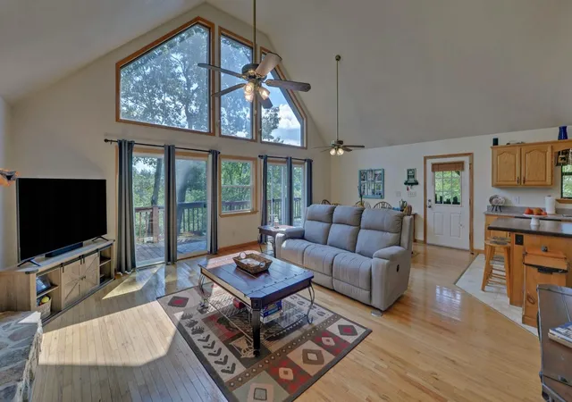 Photo 4 of Single family home for sale at 36 Dwaynes Trl, Murphy, NC 28906 | MLS# 3615145 | Listing updated on 2026-10-08