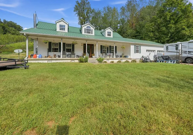 Photo 1 of Single family home for sale at 607 Hulsey Branch Rd, Minor Hill, TN 38473 | MLS# 3615141 | Listing updated on 2026-10-08