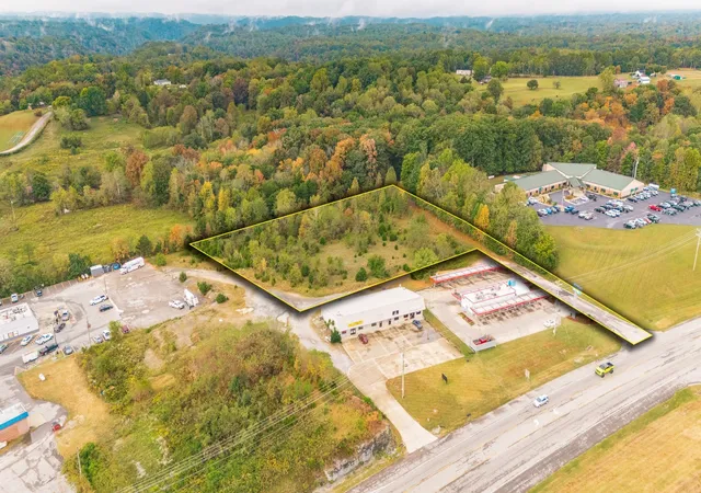 Land for sale at 1112 New Hwy 52 E, Westmoreland, TN 37186 | MLS# 3615143