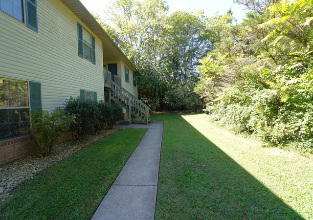 Photo 2 of Multi family home for sale at 158 Angela Cir, Jefferson City, TN 37760 | MLS# 3618709 | Listing updated on 2026-10-09
