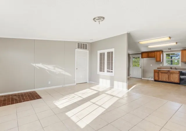 Photo 2 of Manufactured home for sale at 788 Denning Frd Rd, Portland, TN 37148 | MLS# 3618828 | Listing updated on 2026-10-09