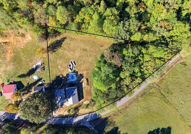 Photo 1 of Land for sale at 320 Bethel Holw Rd, Quebeck, TN 38579 | MLS# 3615251 | Listing updated on 2026-10-08