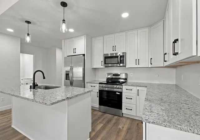 Photo 1 of Single family home for sale at 30 Warren St, Paris, TN 38242 | MLS# 3622567 | Listing updated on 2026-10-19