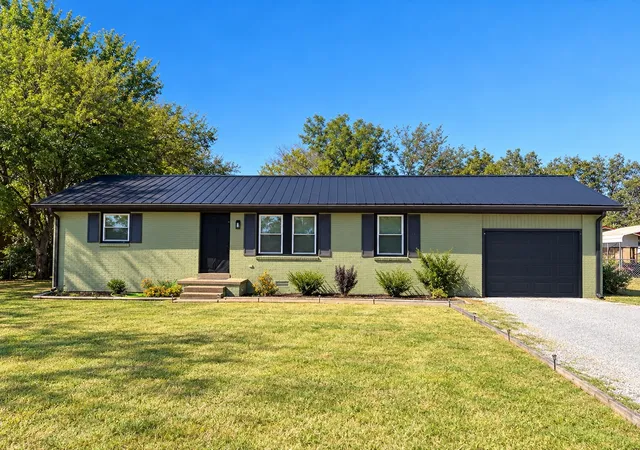 Photo 2 of Single family home for sale at 3759 Snell Rd, Murfreesboro, TN 37127 | MLS# 3615278 | Listing updated on 2026-10-09