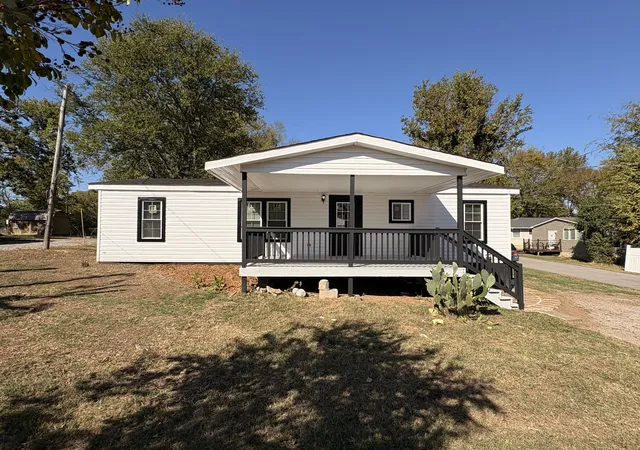 Photo 1 of Manufactured home for sale at 542 W Eastland St, Gallatin, TN 37066 | MLS# 3615316 | Listing updated on 2026-10-08