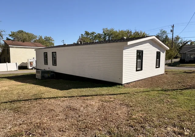Photo 4 of Manufactured home for sale at 542 W Eastland St, Gallatin, TN 37066 | MLS# 3615316 | Listing updated on 2026-10-08