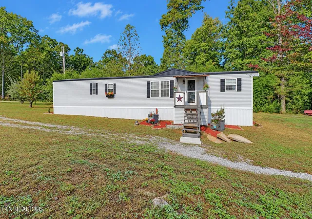 Photo 2 of Manufactured home for sale at 420 Oneida Ln, Wilder, TN 38589 | MLS# 3615326 | Listing updated on 2026-10-08