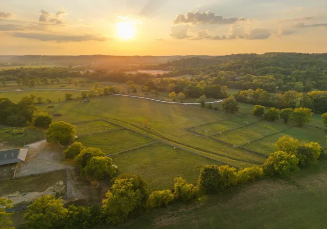 Photo 1 of Land for sale at 4257 Old Hillsboro Rd, Franklin, TN 37064 | MLS# 3619641 | Listing updated on 2026-10-26