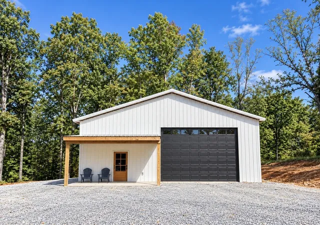 Photo 1 of Land for sale at 900 Norris Holw Rd, Vanleer, TN 37181 | MLS# 3615373 | Listing updated on 2026-10-09