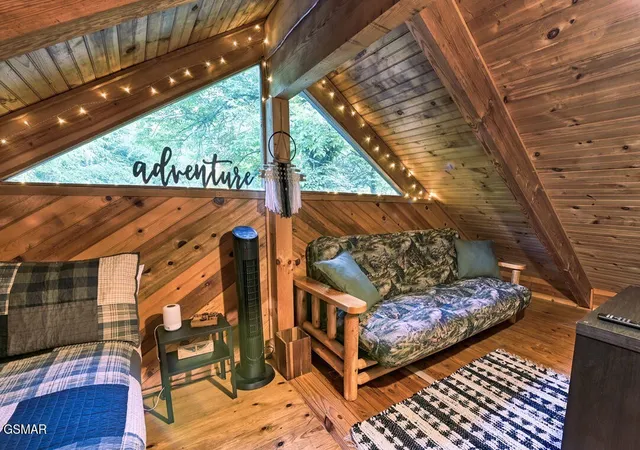 Photo 3 of Single family home for sale at 201 Tsali Way, Sevierville, TN 37876 | MLS# 3615384 | Listing updated on 2026-10-09