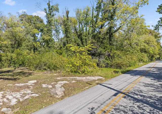 Photo 3 of Land for sale at 1212 Cinderella Rd, Lookout Mountain, GA 30750 | MLS# 3615380 | Listing updated on 2026-10-08