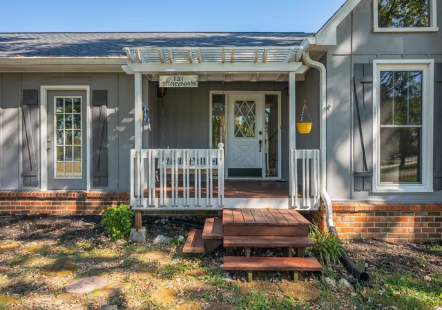Photo 4 of Single family home for sale at 131 Stoneybrook Rd, Columbia, TN 38401 | MLS# 3618903 | Listing updated on 2026-10-10