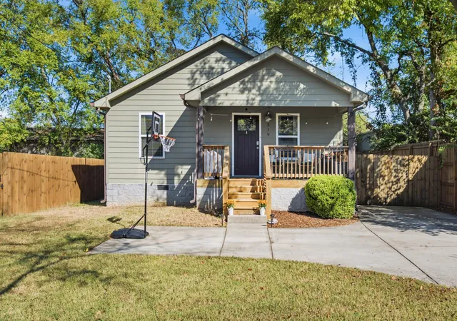 Single family home for sale at 319 Maple St, Madison, TN 37115 | MLS# 3615420