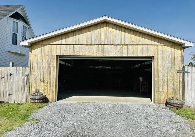 Photo 2 of Single family home for sale at 874 Delmont Church Rd, Cadiz, KY 42211 | MLS# 3615417 | Listing updated on 2026-10-09