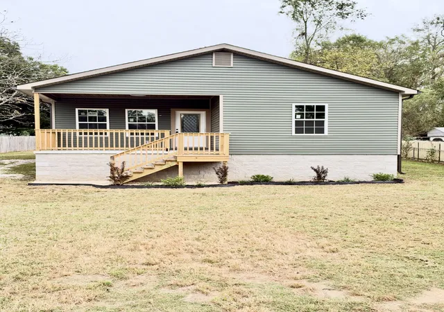 Photo 2 of Single family home for sale at 406 Winding Way, Mc Minnville, TN 37110 | MLS# 3615436 | Listing updated on 2026-10-23