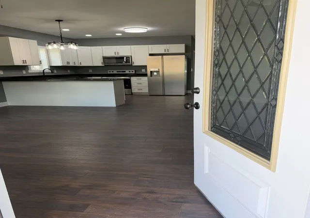 Photo 3 of Single family home for sale at 406 Winding Way, Mc Minnville, TN 37110 | MLS# 3615436 | Listing updated on 2026-10-23