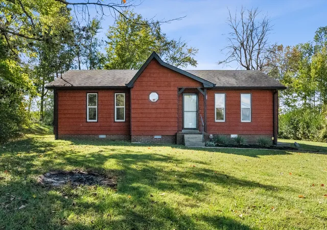 Single family home for sale at 103 Ravenwood Cir, Dickson, TN 37055 | MLS# 3618918
